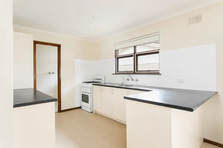 Fourth view of Homely house listing, 2 Milton Street, Hackham SA 5163
