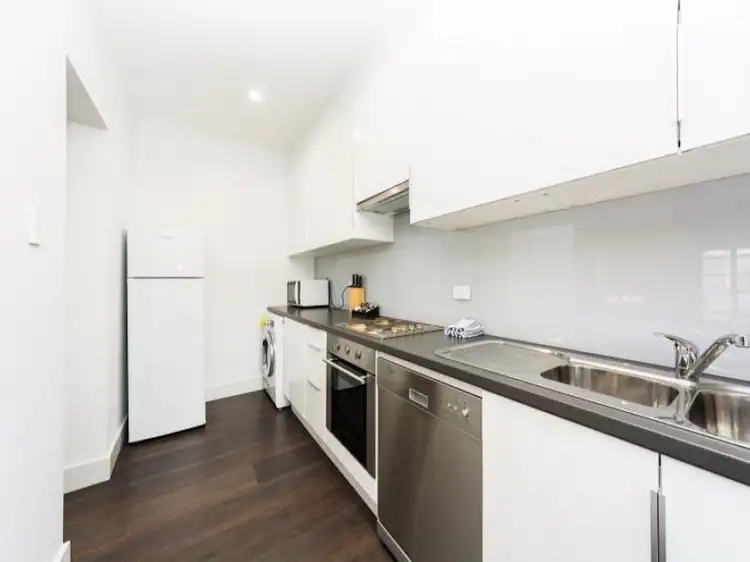 Second view of Homely flat listing, 2/2-4 Garden Avenue, East Melbourne VIC 3002