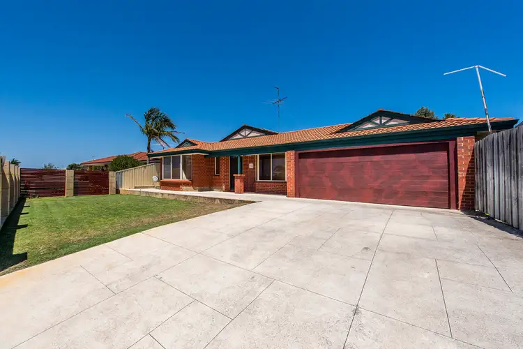 28 Muntries Place, Halls Head WA 6210