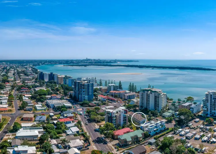 2/4 Kitchener Street, Golden Beach QLD 4551