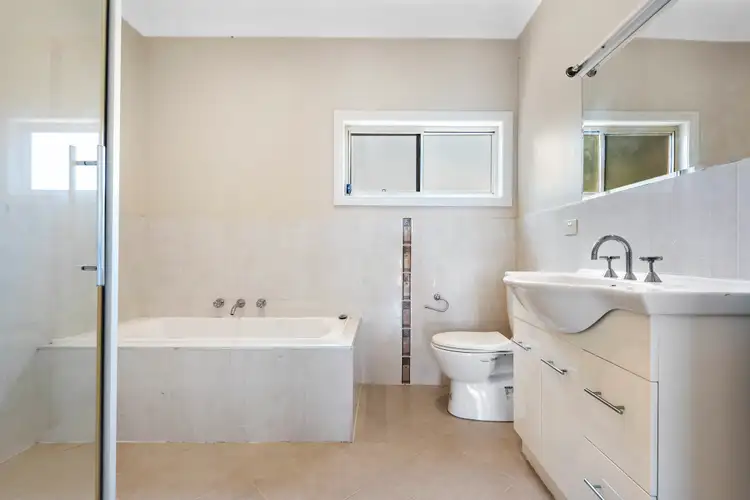 Fifth view of Homely house listing, 48a Mitchell Street, Echuca VIC 3564