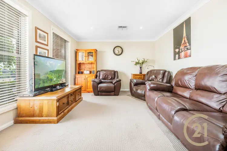 Fifth view of Homely house listing, 1 Lockyer Place, Llanarth NSW 2795