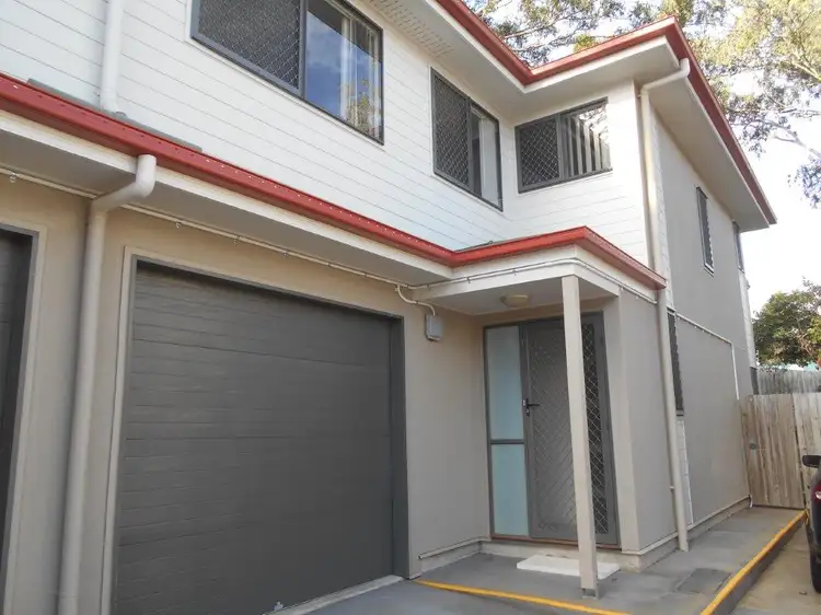 2/24 Armstrong Street