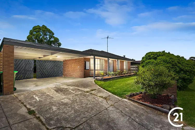 10 Pommel Street, Pakenham VIC 3810