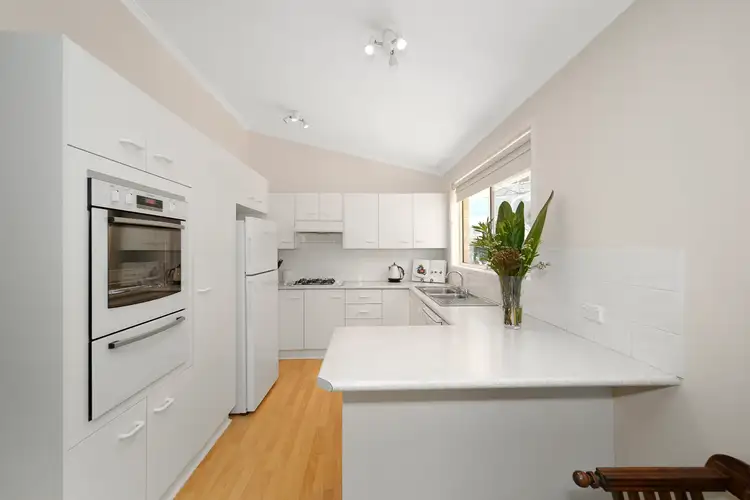 Fourth view of Homely house listing, 8 Lorikeet Court, Tingira Heights NSW 2290