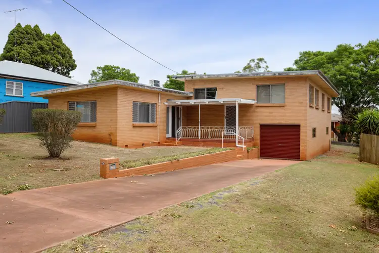 4 Maker Street, Rangeville QLD 4350