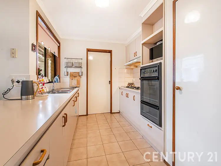 Fourth view of Homely house listing, 8 Alaster Court, Hampton Park VIC 3976