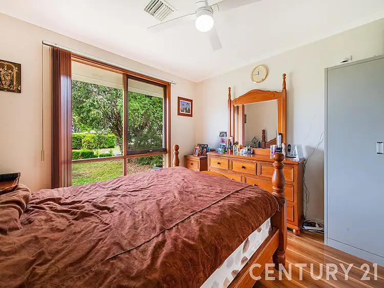 Sixth view of Homely house listing, 8 Alaster Court, Hampton Park VIC 3976