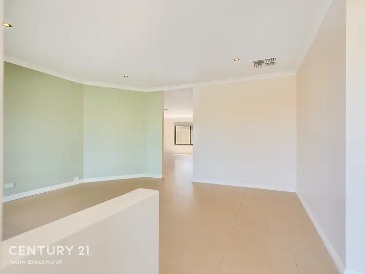 Sixth view of Homely house listing, 6 Clune Court, Huntingdale WA 6110