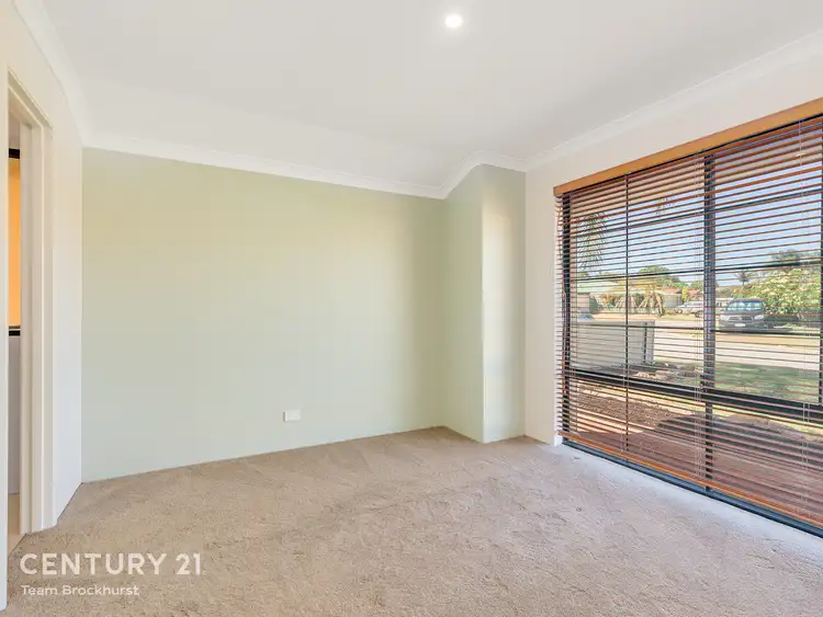 Seventh view of Homely house listing, 6 Clune Court, Huntingdale WA 6110