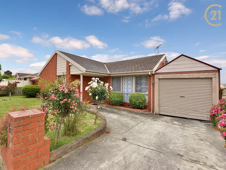 Main view of Homely house listing, 32 Hinrichsen Drive, Hallam VIC 3803