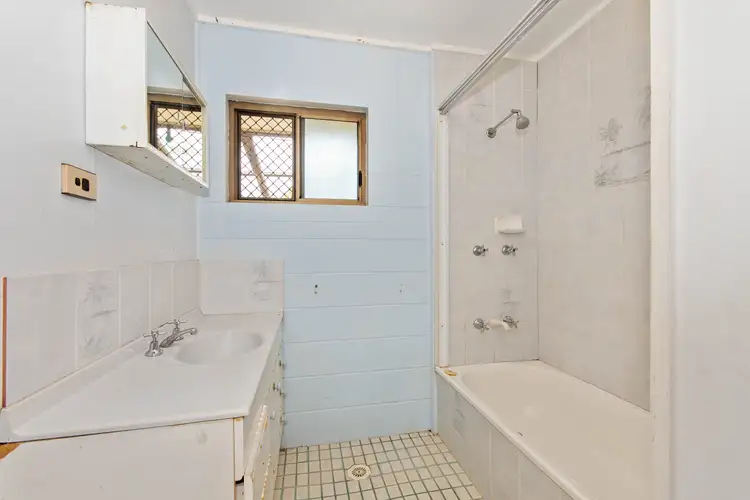 Fifth view of Homely house listing, 6 Munbilla Drive, Kelso QLD 4815