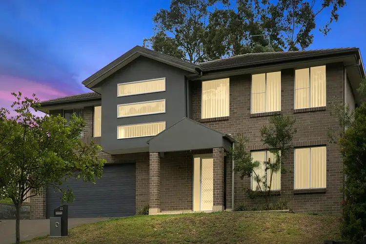 22 Crestview Street, Fletcher NSW 2287