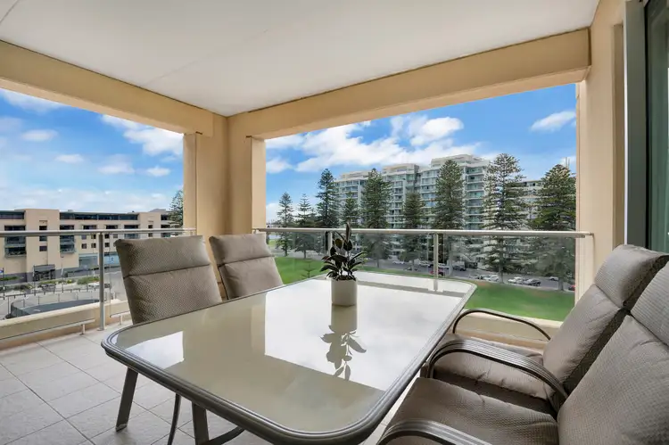 504/19 Holdfast Promenade, Glenelg SA 5045