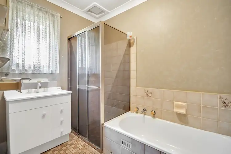 Fifth view of Homely house listing, 5 Susan Road, Hackham SA 5163
