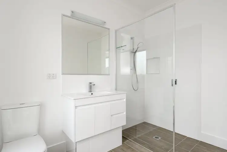 Fifth view of Homely unit listing, 2/27 Cambridge Circuit, Southside QLD 4570