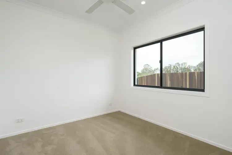 Seventh view of Homely unit listing, 2/27 Cambridge Circuit, Southside QLD 4570
