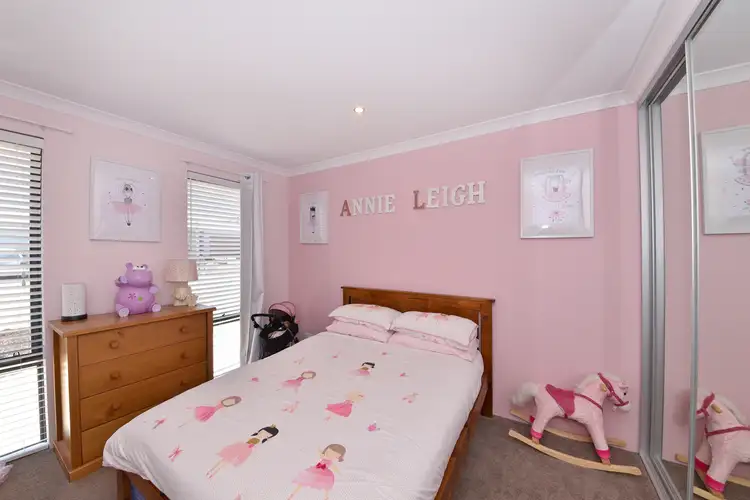 Sixth view of Homely house listing, 2 Amsterdam Crescent, Alkimos WA 6038