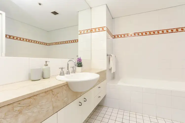 Fifth view of Homely apartment listing, 609/2 Quay Street, Haymarket NSW 2000