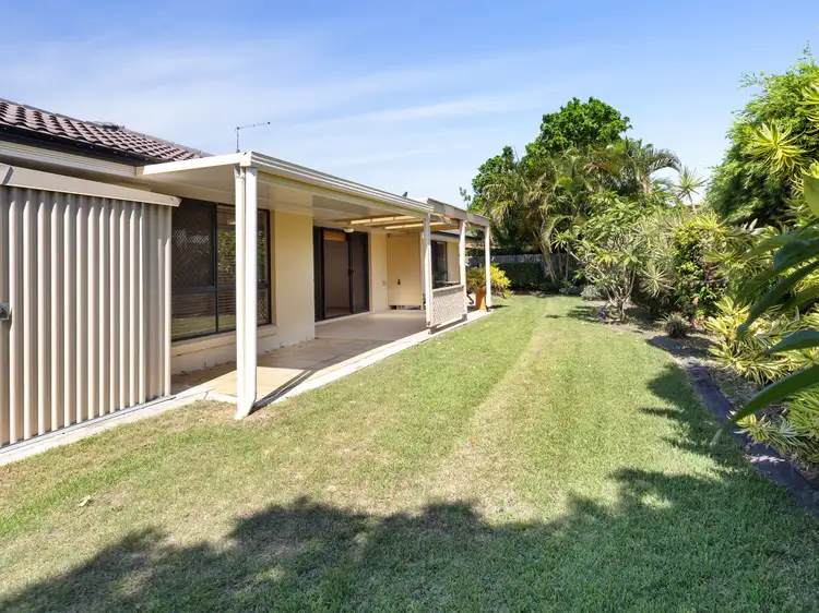 Second view of Homely semi-detached listing, 5/8 Spinnaker Drive, Sandstone Point QLD 4511