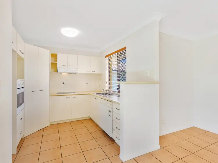 Sixth view of Homely semi-detached listing, 5/8 Spinnaker Drive, Sandstone Point QLD 4511