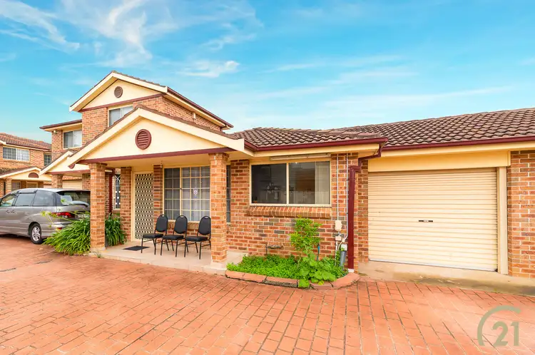 2/145 Station Street, Fairfield Heights NSW 2165
