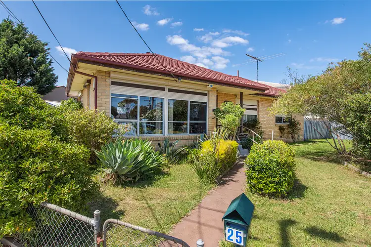 25 Banksia Street, Doveton VIC 3177
