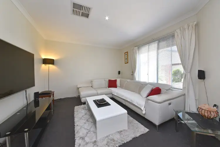 Seventh view of Homely house listing, 17 Falkirk Court, Kinross WA 6028