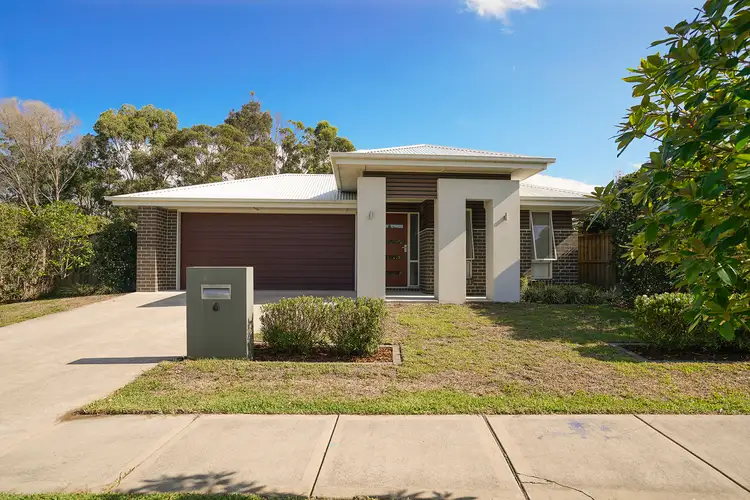 6 Goddard Street, Fletcher NSW 2287