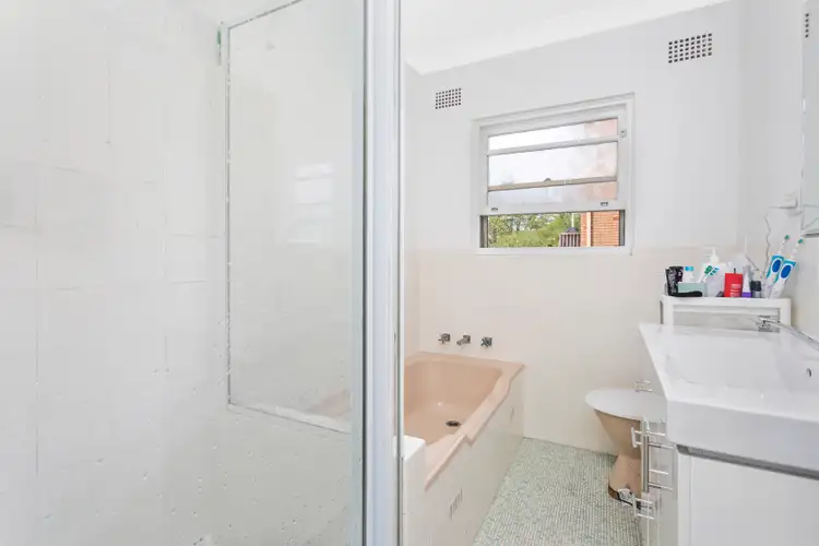 Sixth view of Homely apartment listing, 4/9 Kiora Road, Miranda NSW 2228