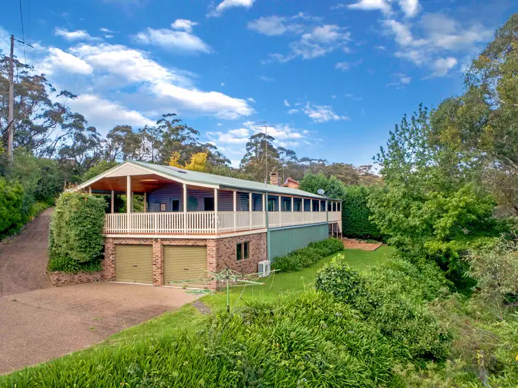 12 Lurline St, Wentworth Falls NSW 2782