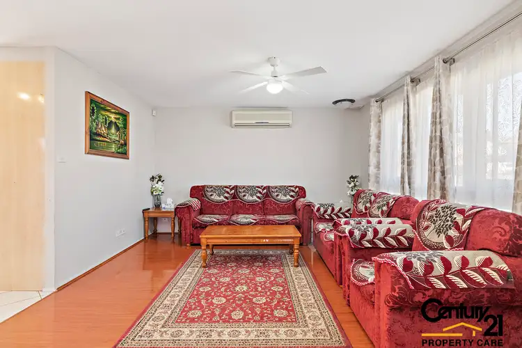 7/7 Hanlon Close, Minto NSW 2566