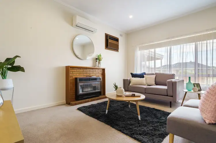 22 Shandon Avenue, Seaton SA 5023