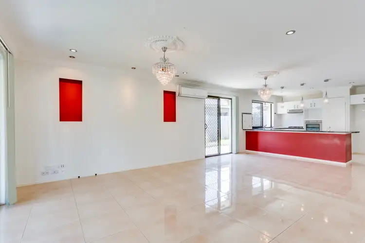 Fifth view of Homely house listing, 8 Davidshone Close, Doolandella QLD 4077