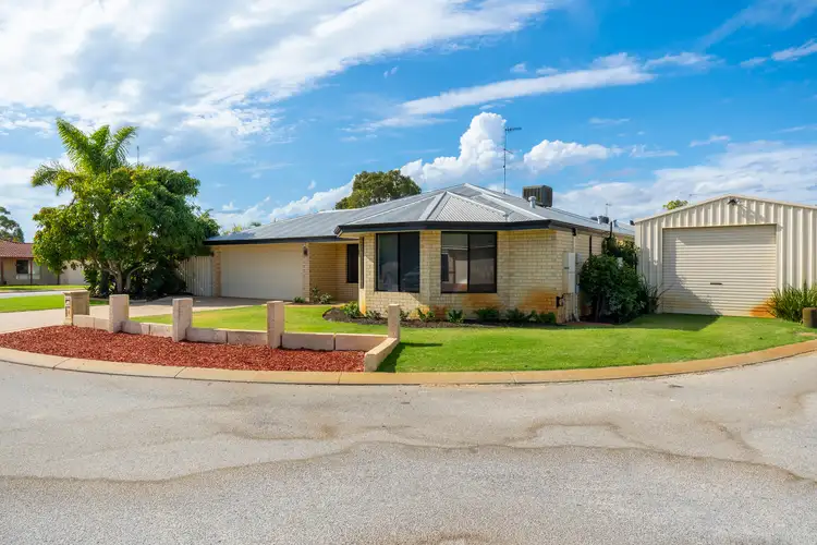 1 Borden Court, Dudley Park WA 6210