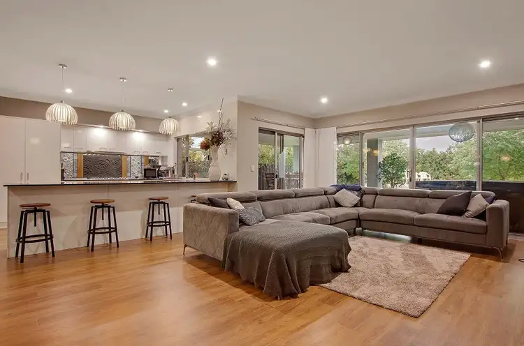 5 Cygnet Court, Millbridge WA 6232
