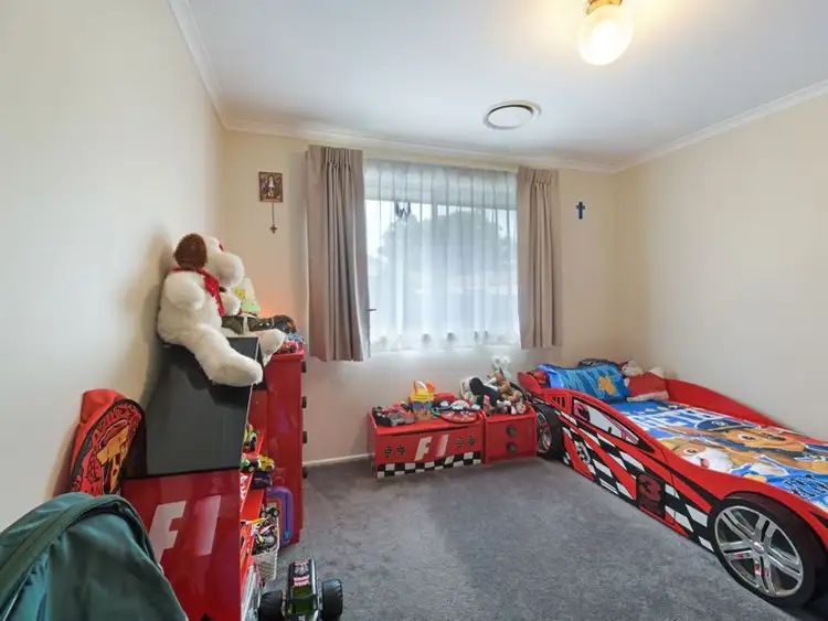 Fifth view of Homely house listing, 9 Geum Place, Macquarie Fields NSW 2564