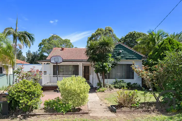 251 Memorial Ave, Liverpool NSW 2170