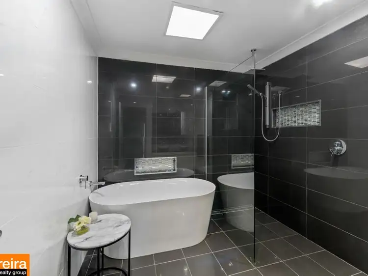4 Woolwonga Place, Bow Bowing NSW 2566