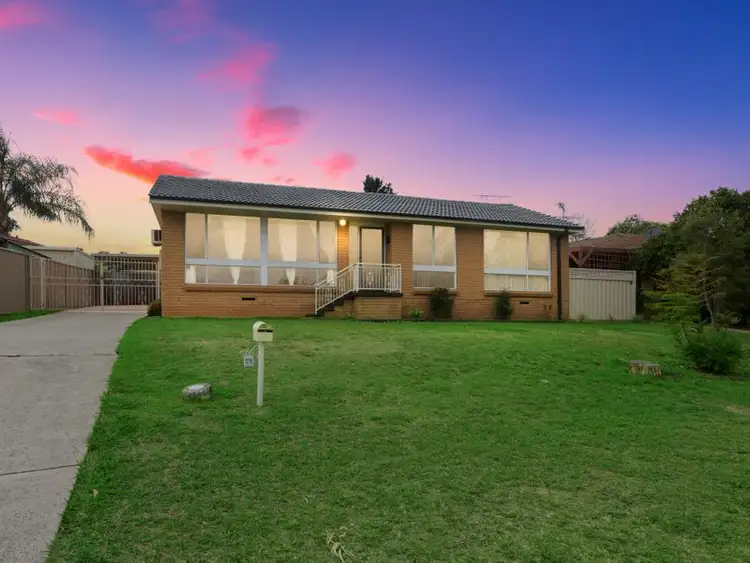 72 Stromeferry Crescent, St Andrews NSW 2566
