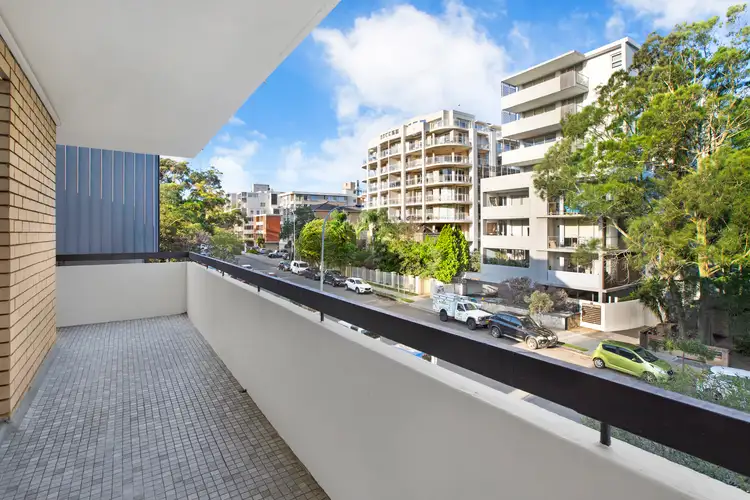 Third view of Homely flat listing, 3/71 Penkivil Street, Bondi NSW 2026