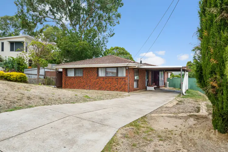 11 Saratoga Ave, Redwood Park SA 5097