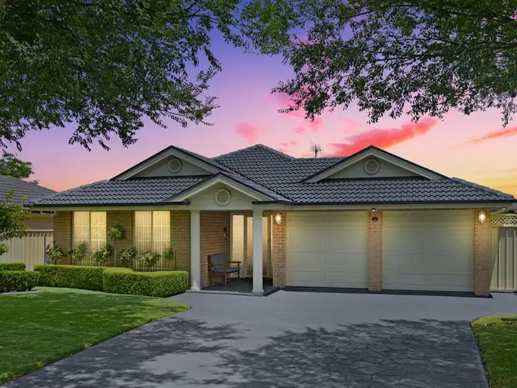 10 Bradley Drive, Harrington Park NSW 2567
