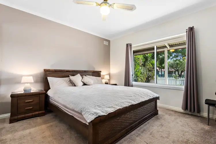 Fifth view of Homely house listing, 86 Hovell Street, Echuca VIC 3564