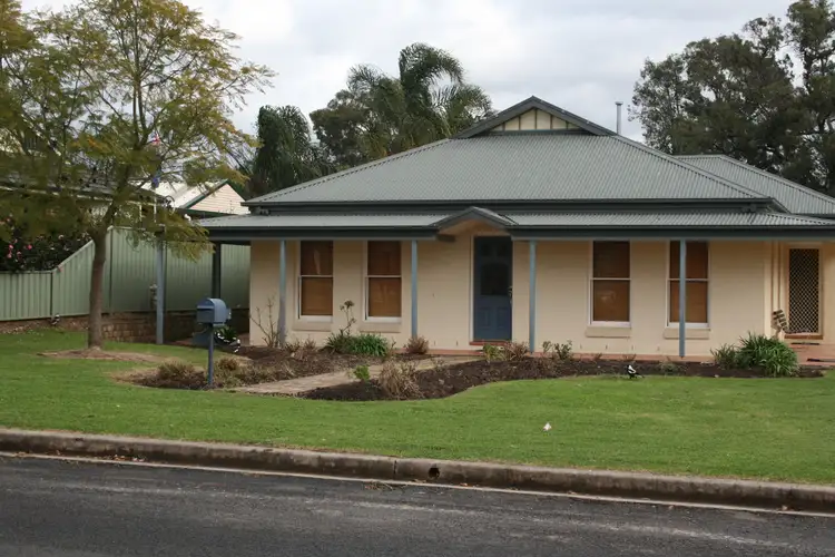 35 Carlton Road