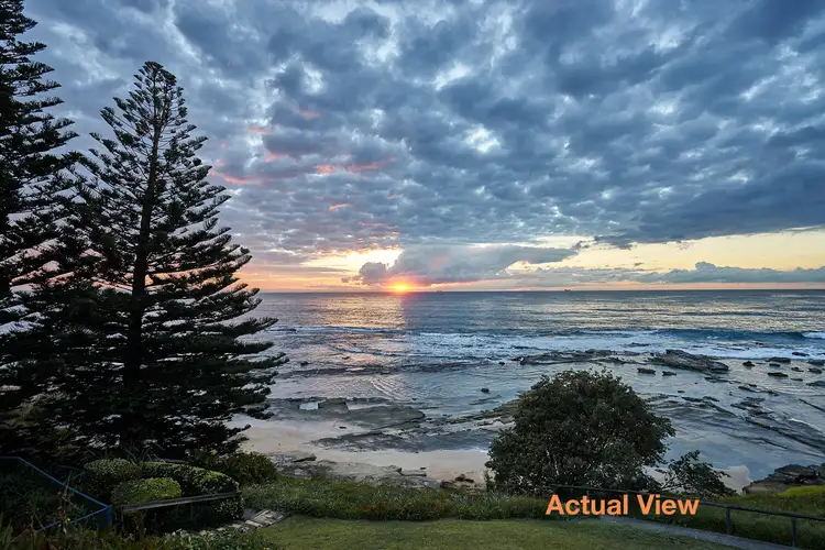 114 Ocean Parade, Blue Bay NSW 2261