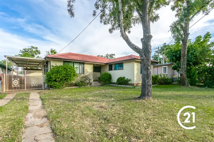 5 Forrester Road, Lethbridge Park NSW 2770