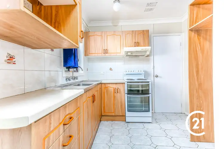 Second view of Homely house listing, 5 Forrester Road, Lethbridge Park NSW 2770