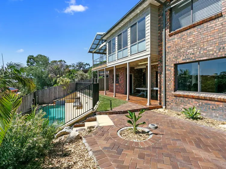 14 Hobart Place, Illawong NSW 2234