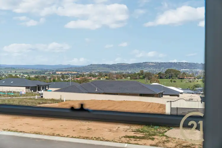 Fifth view of Homely house listing, 27 Newlands Crescent, Kelso NSW 2795